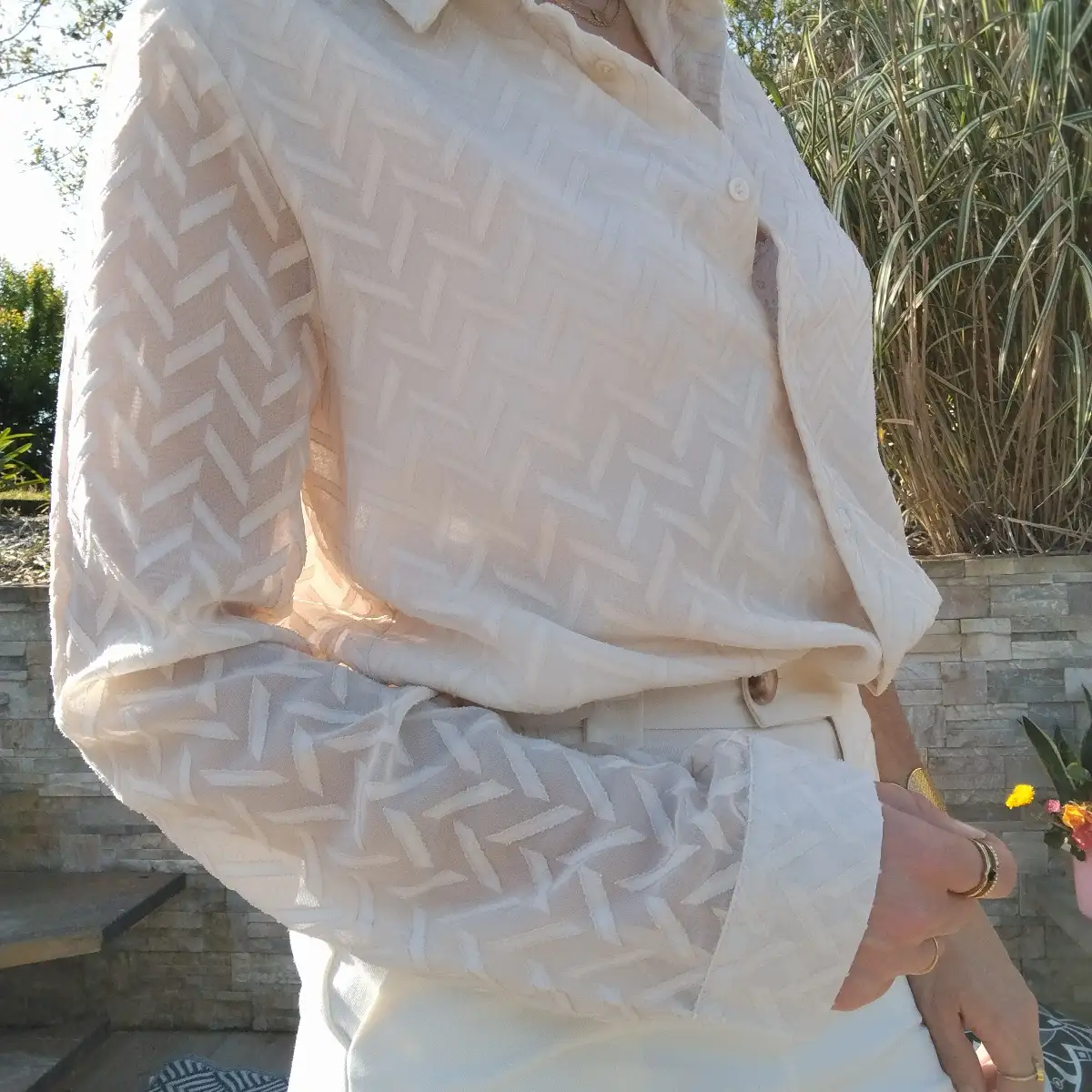 Chemise beige à chevrons