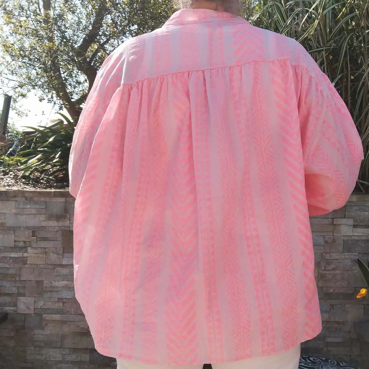 Chemise ample rose fluo